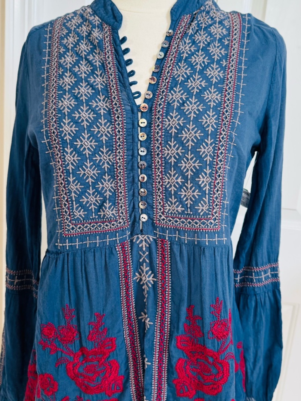 Workshop Republic Clothing Navy Label Top with Cream Fabric Accent